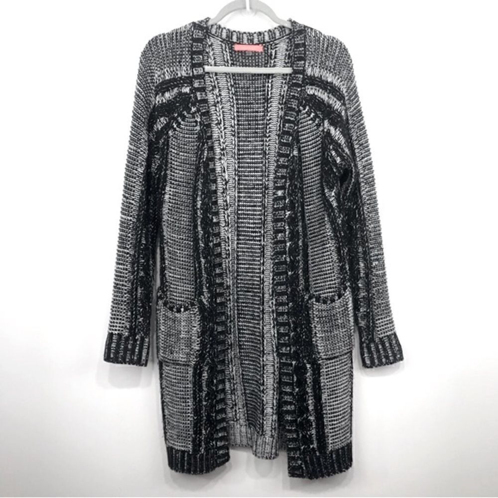Lulumari Black White Open Front Thick Knit Cardigan Sweater Coat